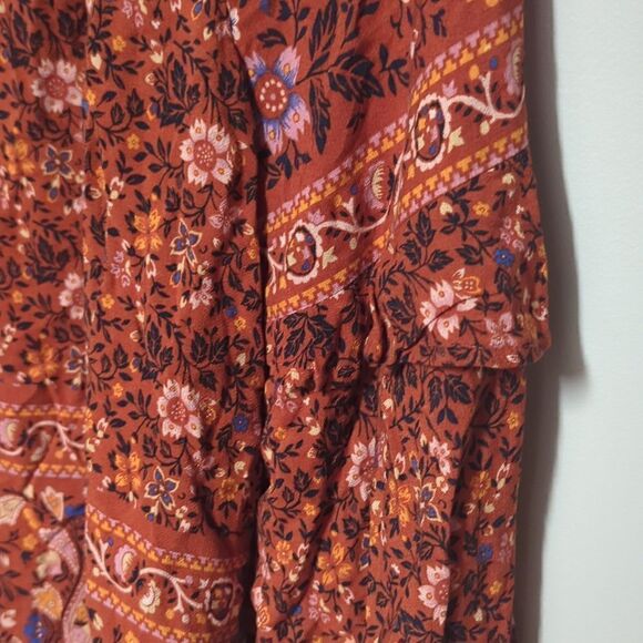 American Eagle Rust Floral Long Sleeve Blouse - Picture 3 of 7
